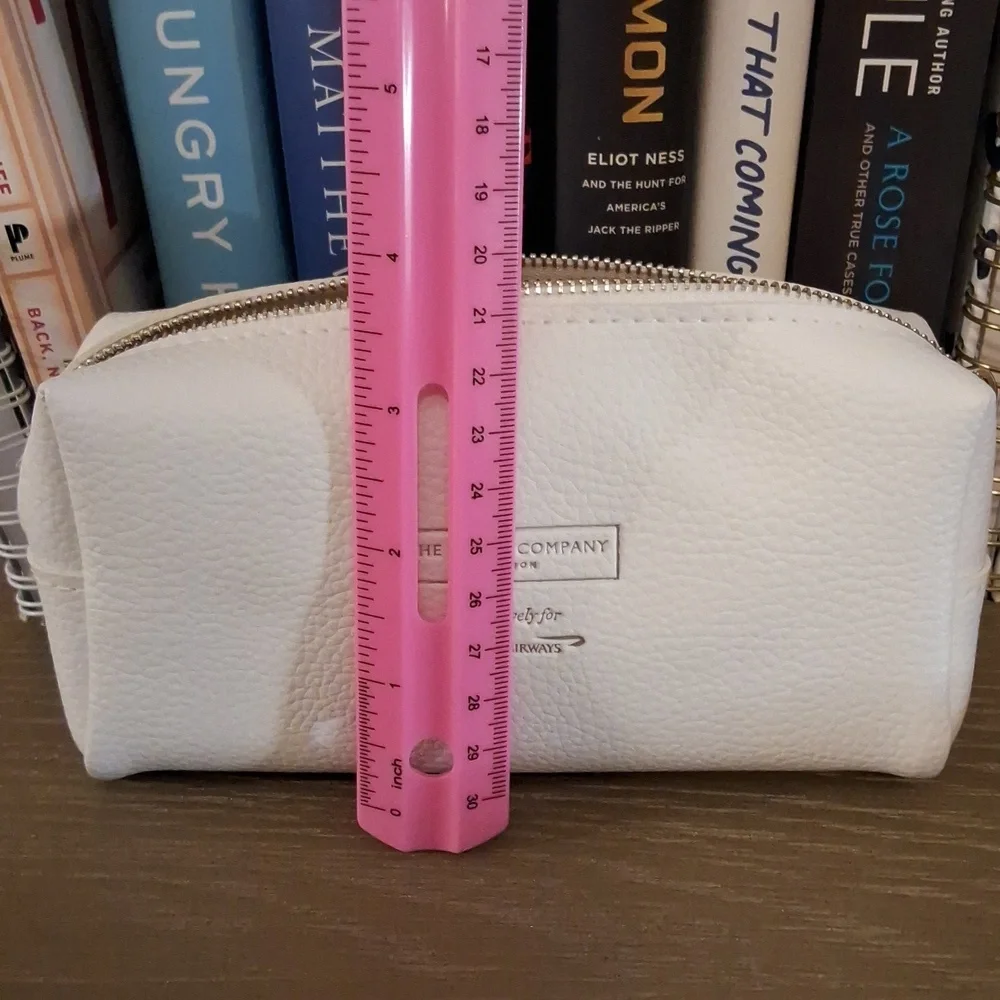 Travel pouch EUC by the white company of London exclusively for British Airways